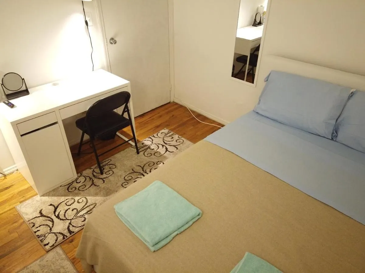 Private Room In Times Square New York