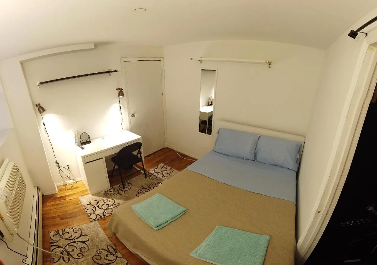 Private Room In Times Square New York